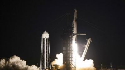 O πρώτος πύραυλος Falcon 9 της SpaceX στην 1η διαστημική αποστολή με τουρίστες