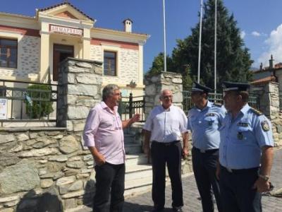 Συνάντηση Κοσματόπουλου με την τοπική ηγεσία της Αστυνομίας για ίδρυση αστυνομικού σταθμού στο Βελβεντό