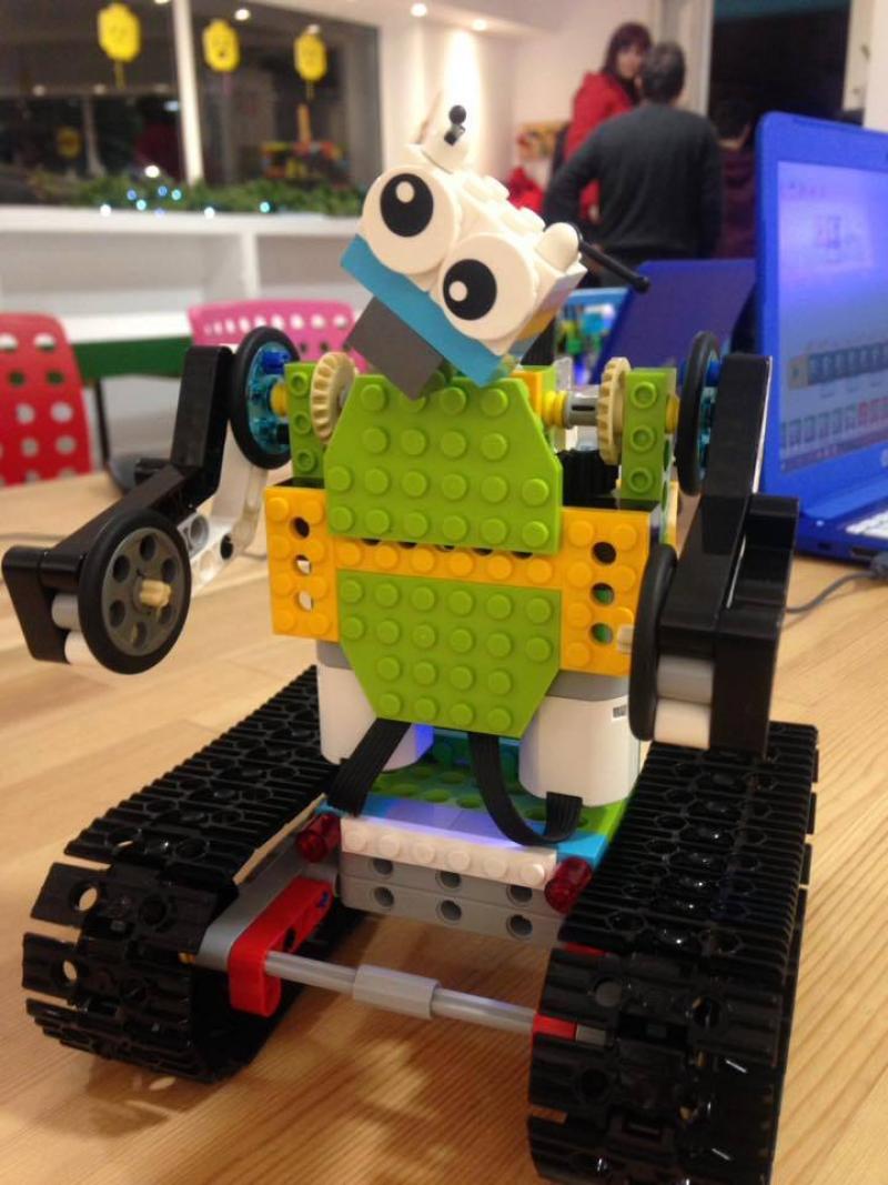ΑΡΣΙΣ Κοζάνης: Συμμετοχή παιδιών του Ελεύθερου Σχολείου στα εργαστήρια ρομποτικής της ARTiRobots