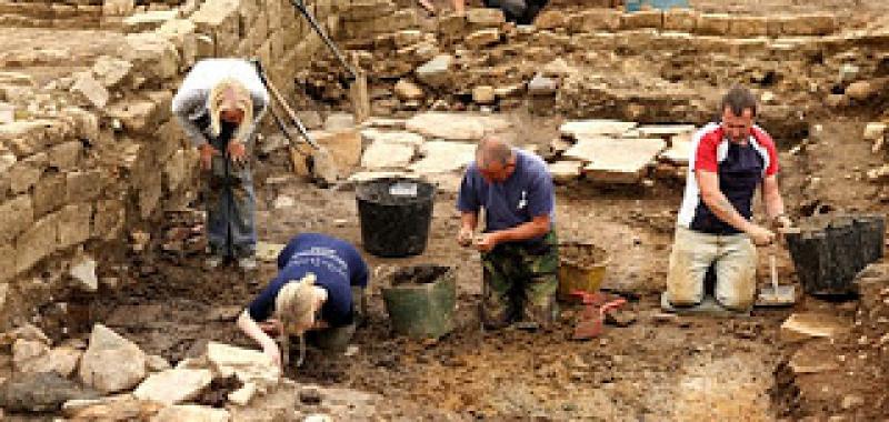 Το Σωματείο Εργαζομένων στους χώρους των αρχαιολογικών ανασκαφών καταγγέλλει την Εφορεία Αρχαιοτήτων Φλώρινας και την εταιρεία Λιγνιτωρυχεία Αχλάδας ΑΜΕΤΒΕ