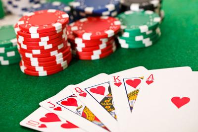 Σύλληψη οκτώ πολιτών για παράνομα τυχερά παιχνίδια στην Κοζάνη