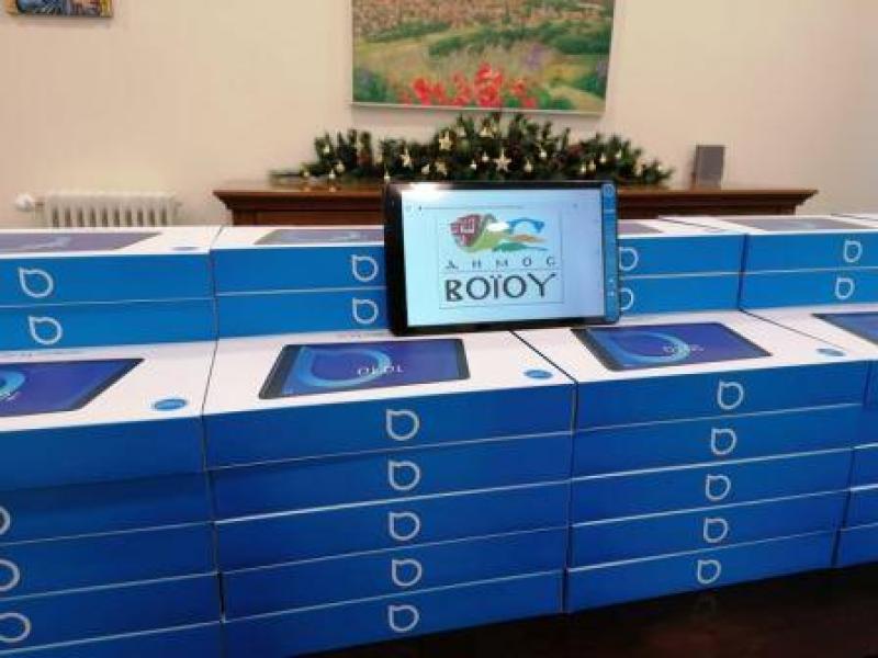 Δωρεά tablet από το Δήμο Βοϊου σε σχολεία της περιοχής