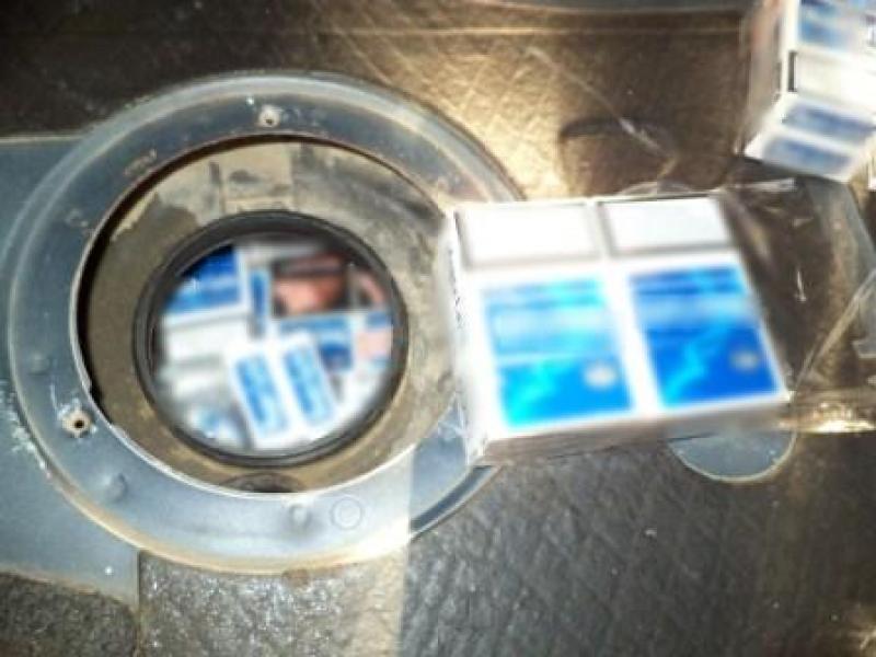 Ειχε κρύψει 500 πακέτα τσιγάρα στο αυτοκινητό του Εντοπίστηκε απο τους τελωνειακούς της Νίκης Φλώρινας