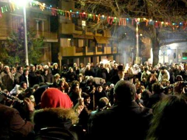 Με αμείωτο κέφι συνεχίζονται οι εκδηλώσεις της Aποκριάς στο Δήμο Κοζάνης
