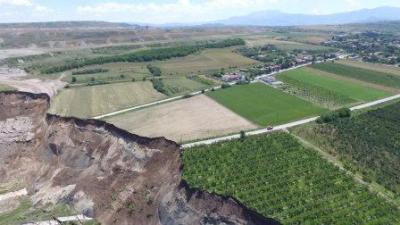 Φλώρινα: 42 εκ € για την αναγκαστική απαλλοτρίωση των Αναργύρων εξ αιτίας της κατολίσθηση του ορυχείου – Ικανοποίηση στους κατοίκους