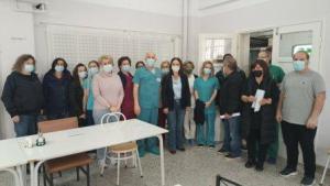 Καλλιόπη Βέττα: Η κυβέρνηση εξοφλεί γραμμάτια επαναφέροντας τους εργολάβους στα Νοσοκομεία »