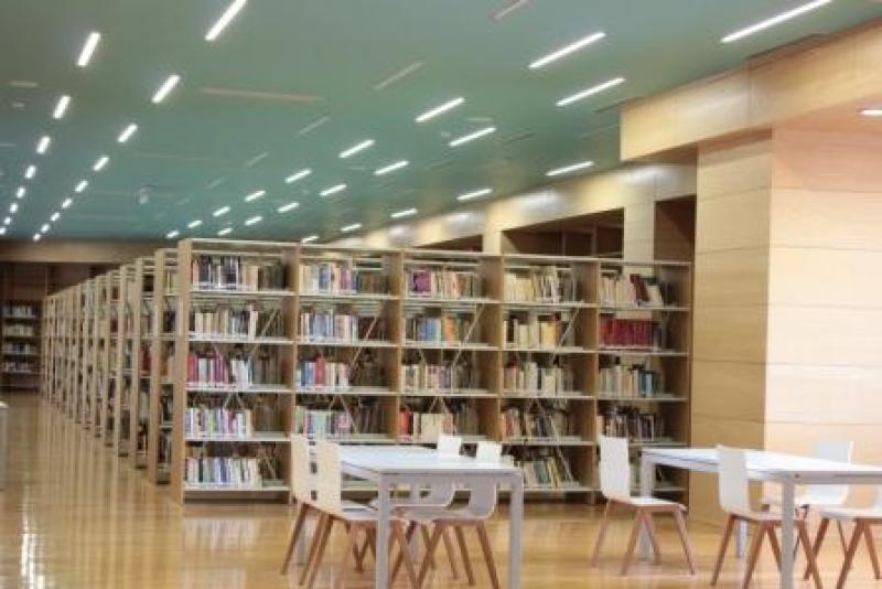 60.000 τίτλοι βιβλίων για το κοινό απο το δανειστικό τμήμα της Κοβεντάρειου δημοτικής βιβλιοθήκης Κοζάνης