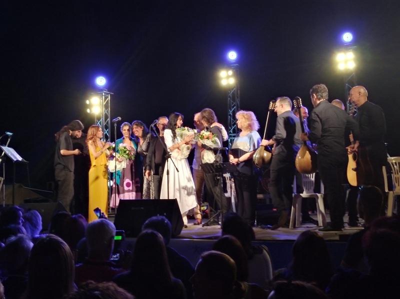 Μεγάλη συναυλία στην Φλώρινα για τα 95 χρόνια του Μίκη στις εκδηλώσεις «ΠΡΕΣΠΕΣ 2019» - Αποθέωση για Β. Λέκκα και Πάολα απο τους 6.000 θεατές